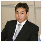 技術本部 本部長 大友 一之